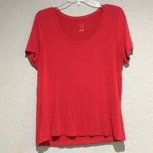 Women’s red top
